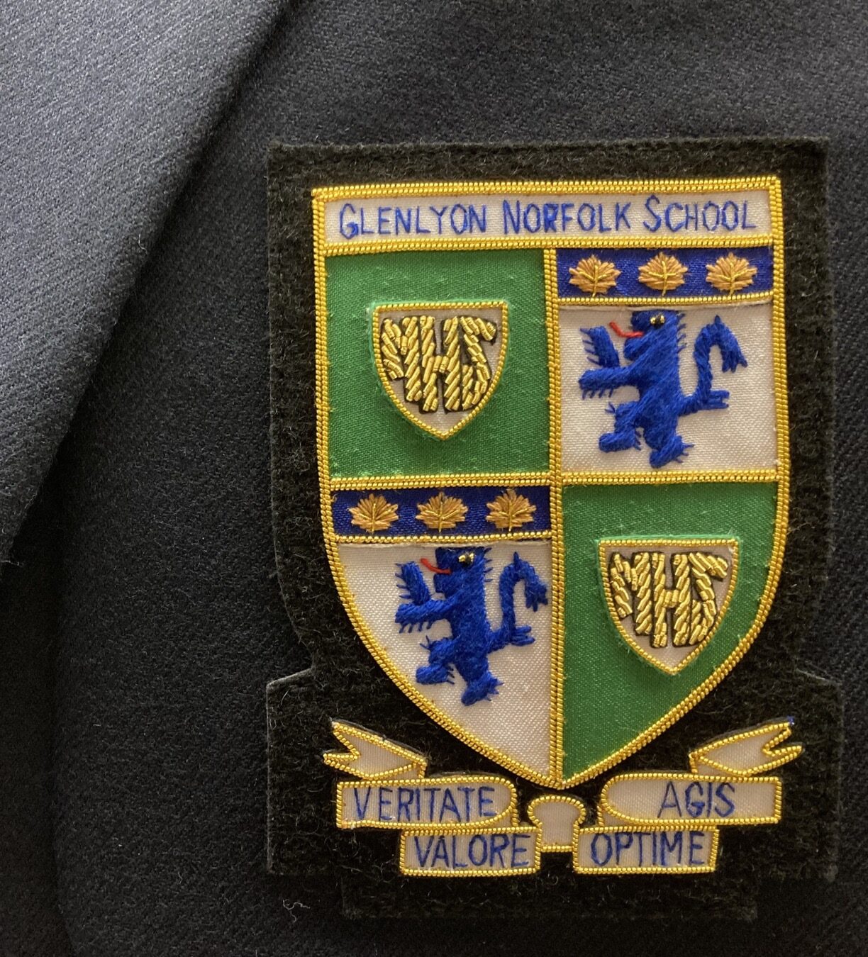 gns brand on uniform